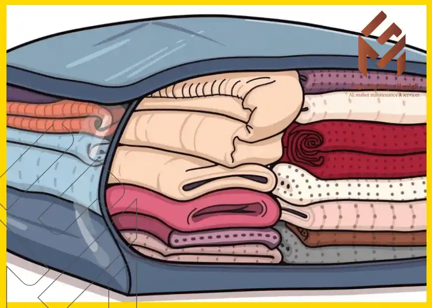 6 تقنيات لطي الملابس لتوفير مساحة في الخزانة والدرج